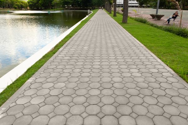 Cost of Pathway Pavers Installation in Salinas