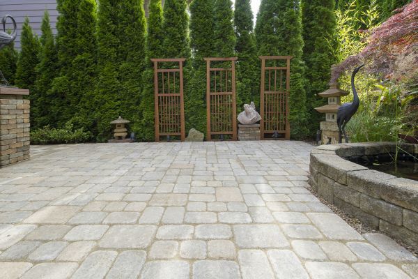 Cost of Backyard Hardscape Service in Salinas