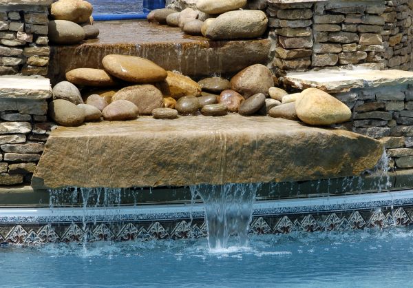 Cost of Pool Hardscaping in Salinas